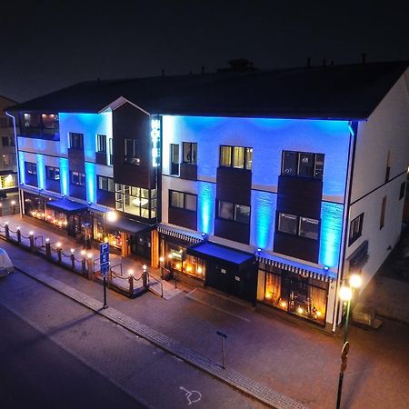 Boutique Hotel Mustaparta ตอร์นีโอ ภายนอก รูปภาพ