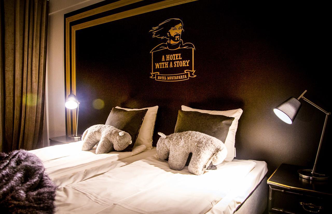Boutique Hotel Mustaparta ตอร์นีโอ ภายนอก รูปภาพ