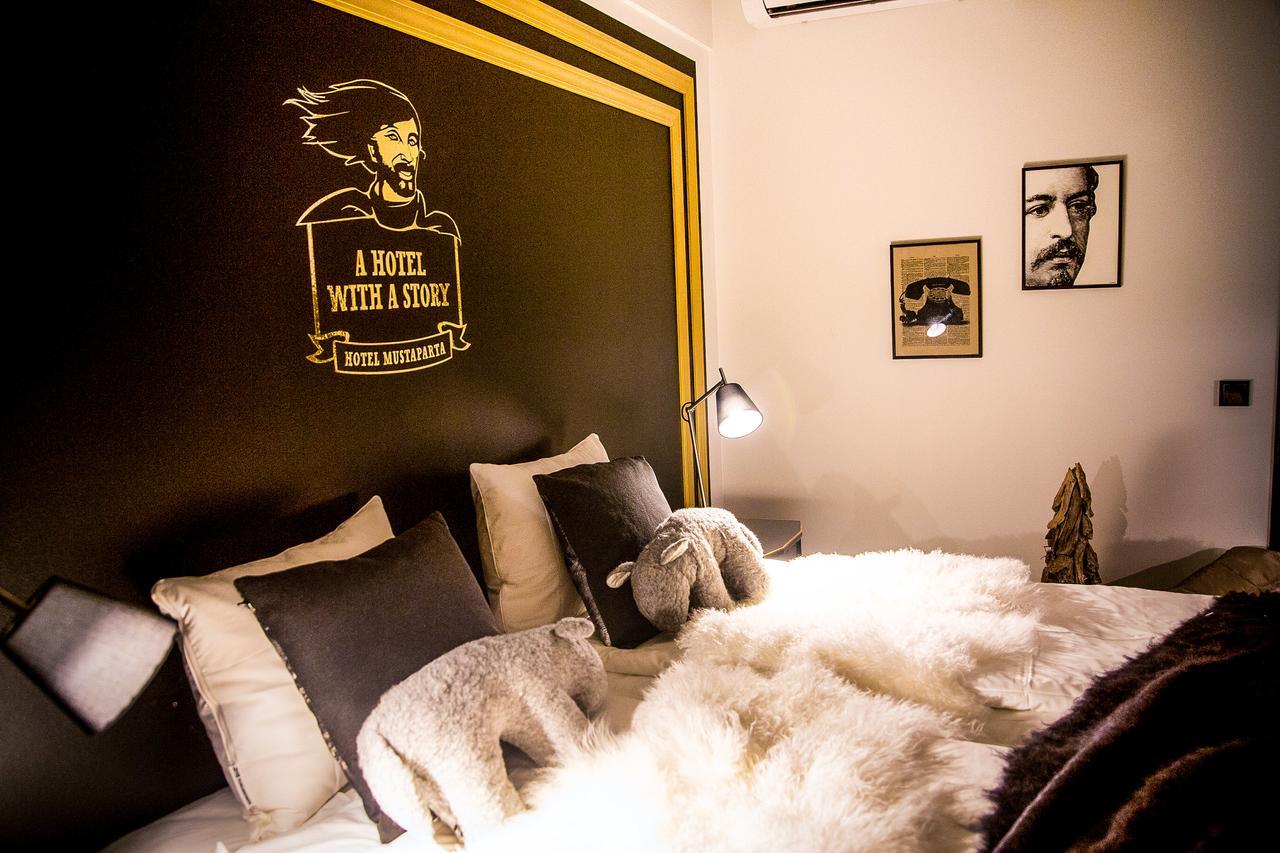 Boutique Hotel Mustaparta ตอร์นีโอ ภายนอก รูปภาพ