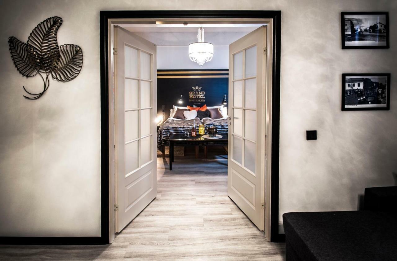 Boutique Hotel Mustaparta ตอร์นีโอ ภายนอก รูปภาพ